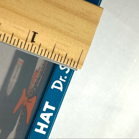 The Cat In The Hat Hardcover Book Dr. Seuss Illustrated Beginner Children’s Book - Picture 7 of 13